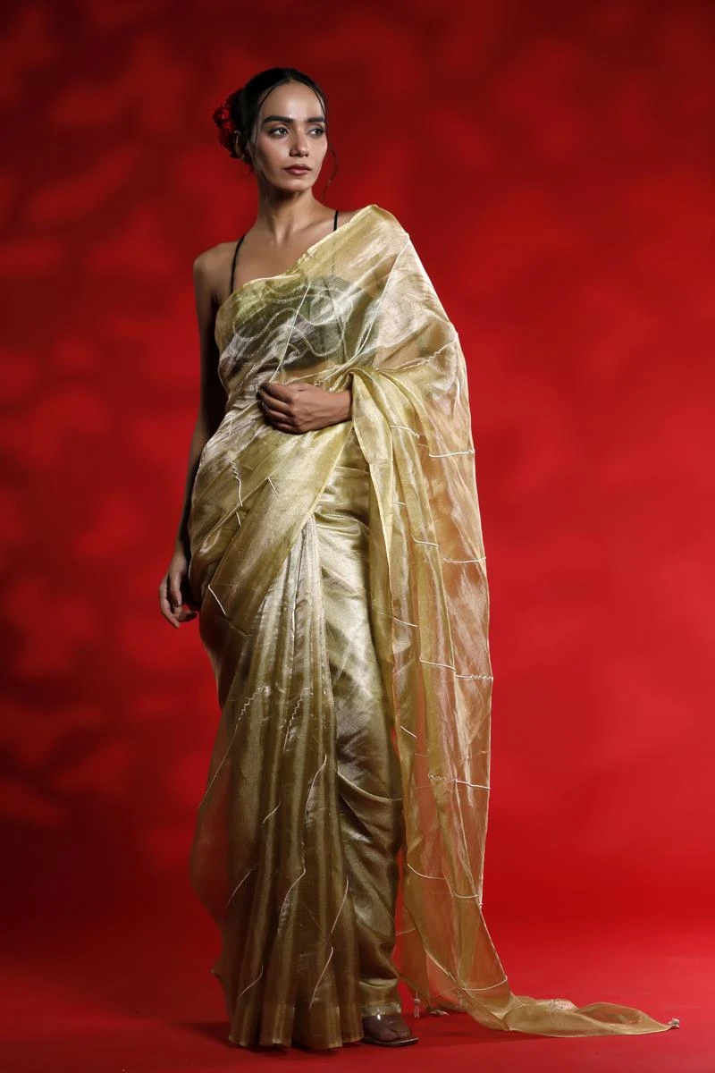 Banarasi Saree Online: How to Style It for Every Occasion with Ease